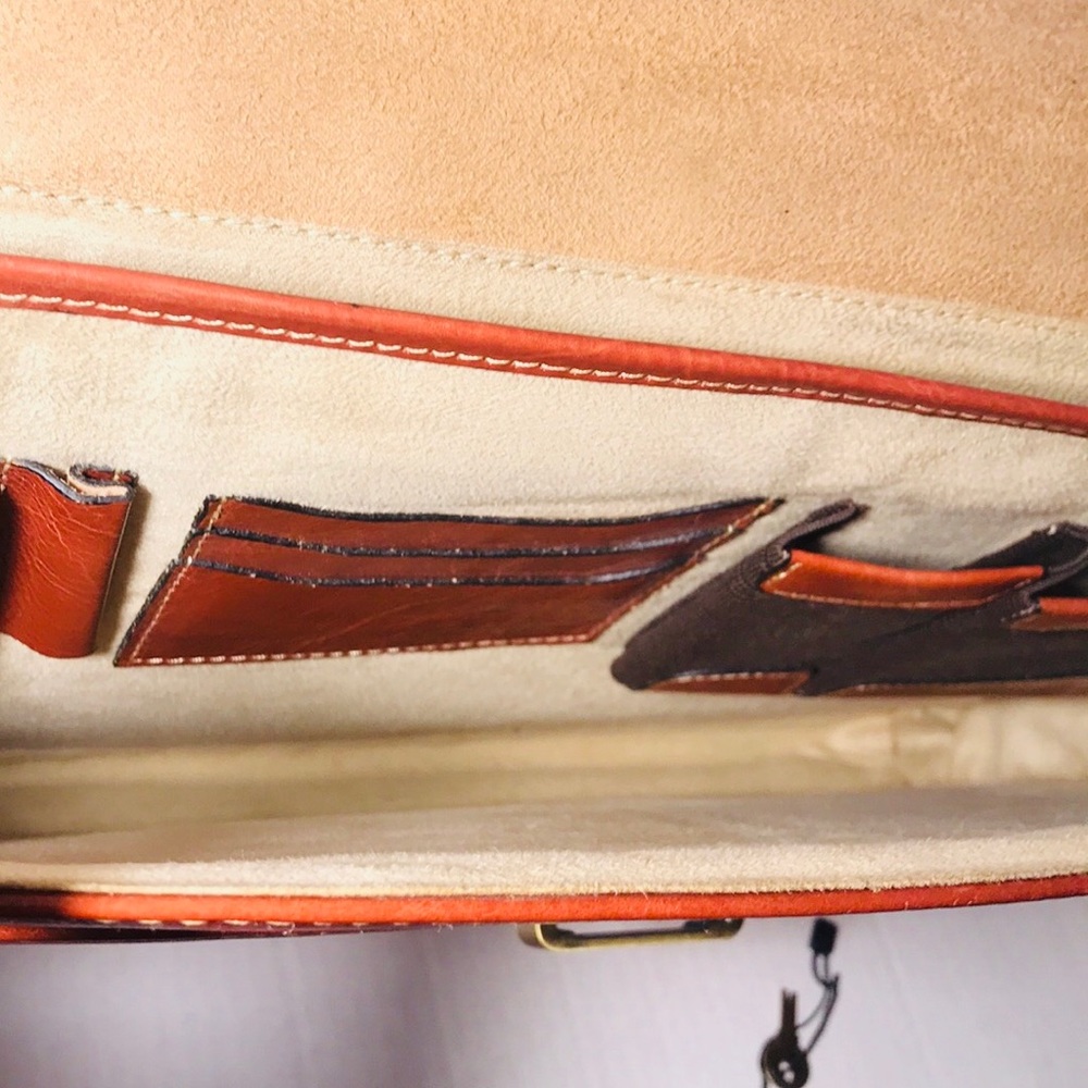 Ellington Leather Lockable Briefcase Messenger Bag - image 5